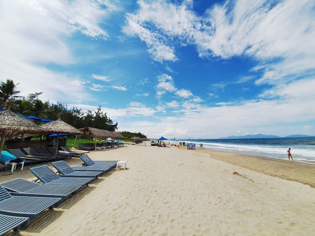 Biển An Bàng được nằm trong top 50 bãi biển đẹp nhất thế giới do CNNGo bình chọn