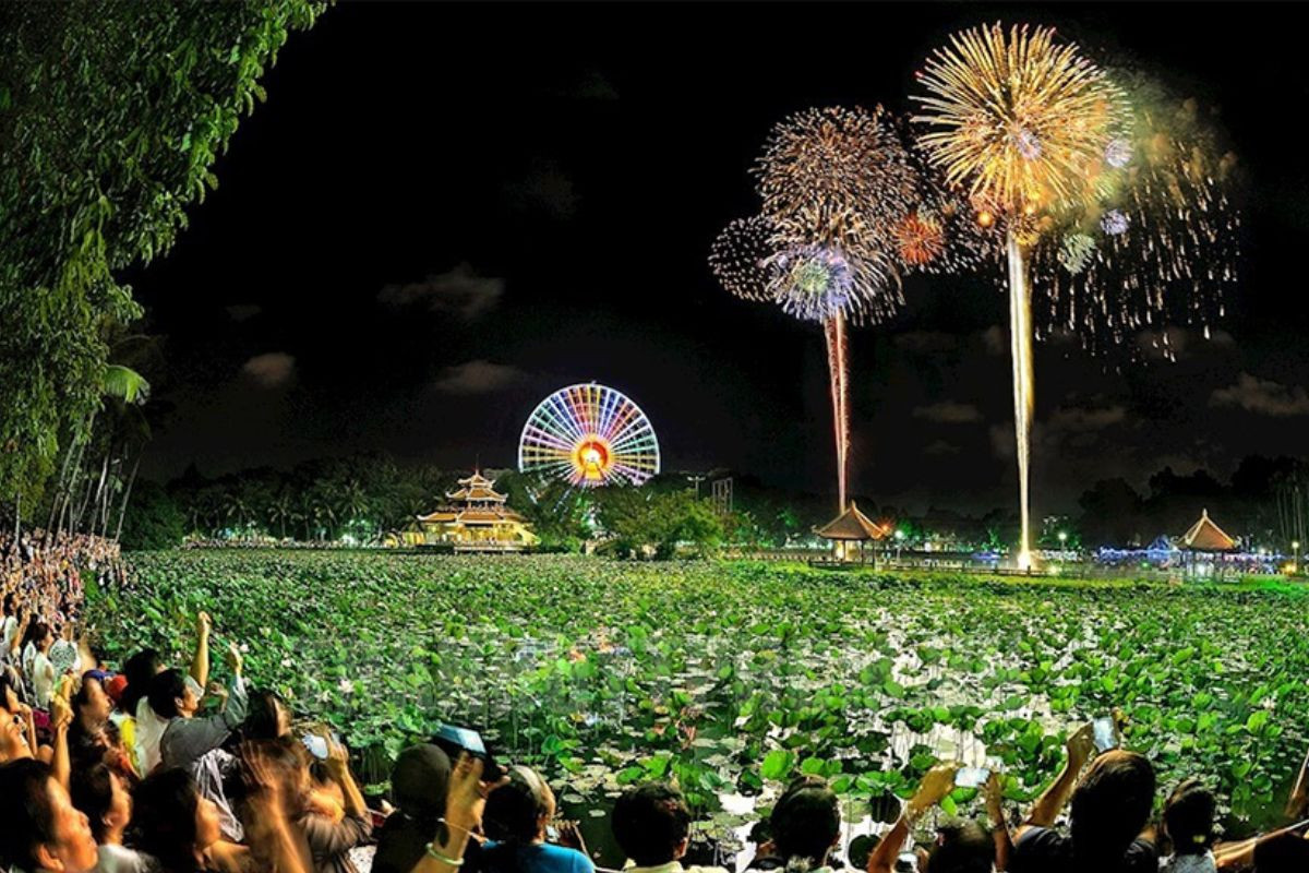 Công viên văn hóa Đầm Sen được chọn làm địa điểm tổ chức bắn pháo hoa trong dịp 30/4