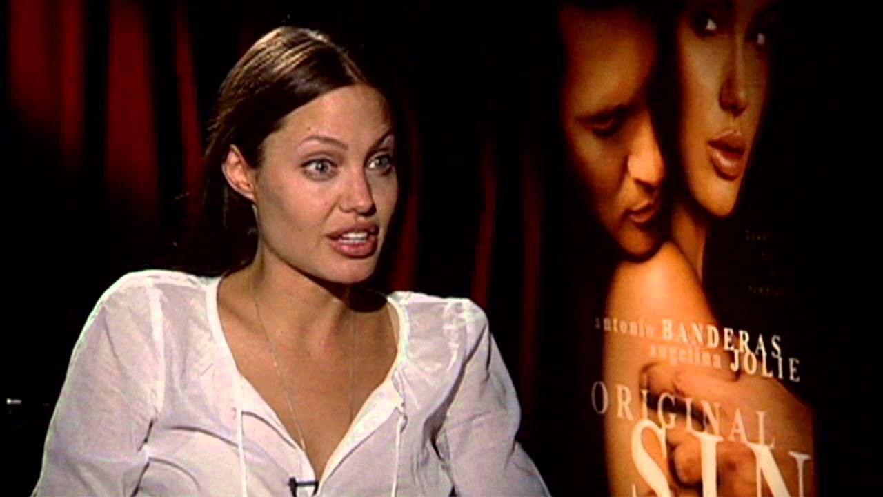 Original Sin - Các tập phim có sự tham gia của Angelina Jolie hay nhất mọi thời đại