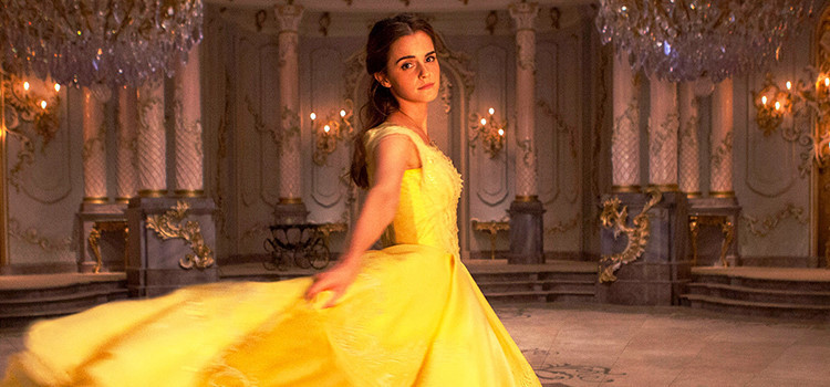 Emma Watson thủ vai một người phụ nữ xinh đẹp, tài năng trong Beauty and the Beast