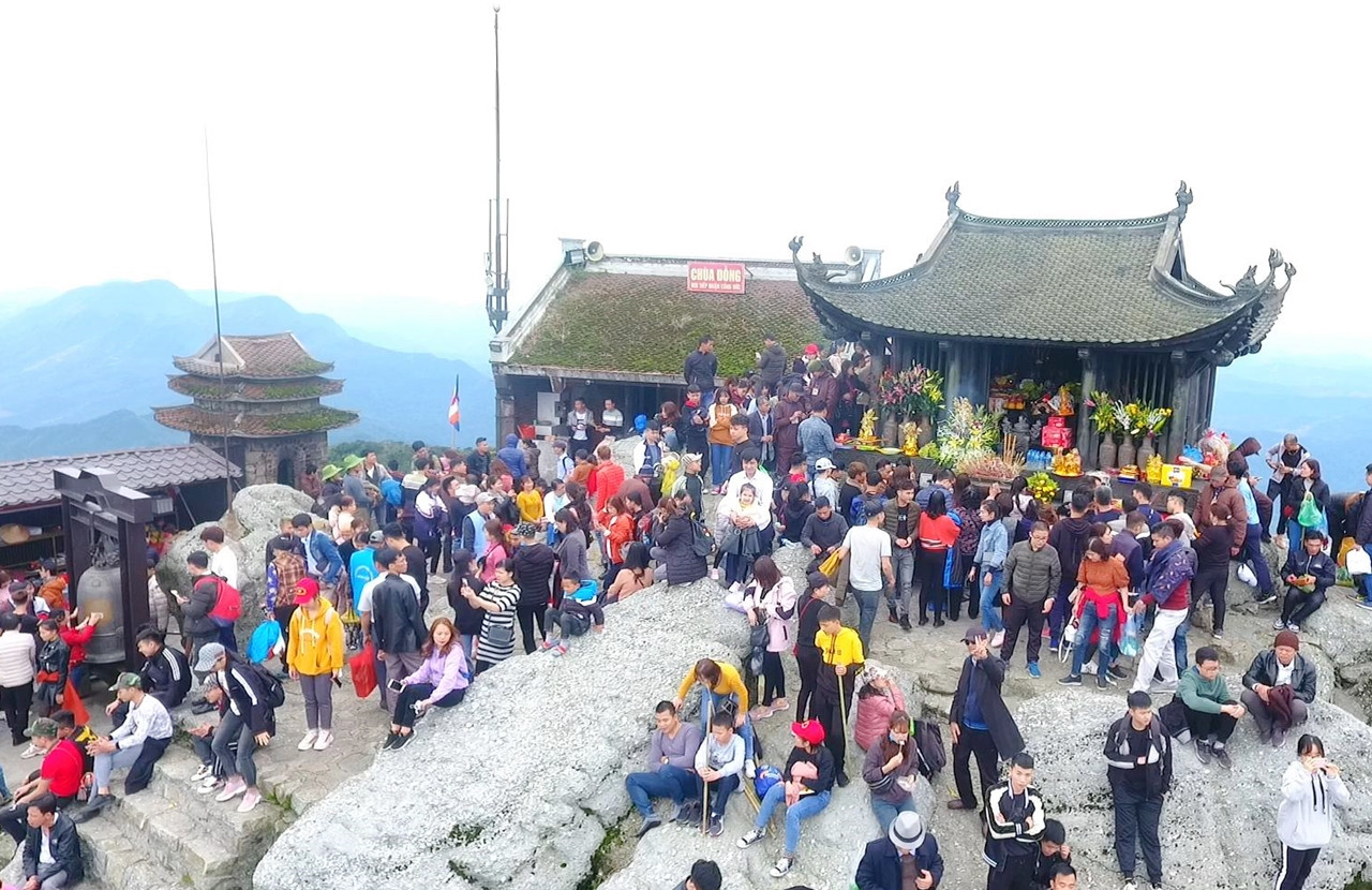 Lễ hội Yên Tử được tổ chức vào mùa xuân với nhiều nghi thức và hoạt động ý nghĩa 