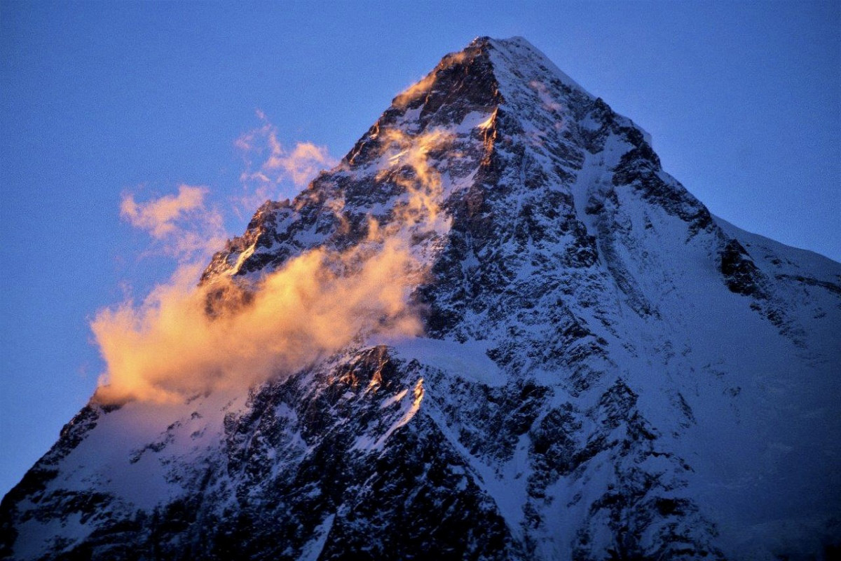 K2 được mệnh danh là ngọn núi hoang dã nhất thế giới
