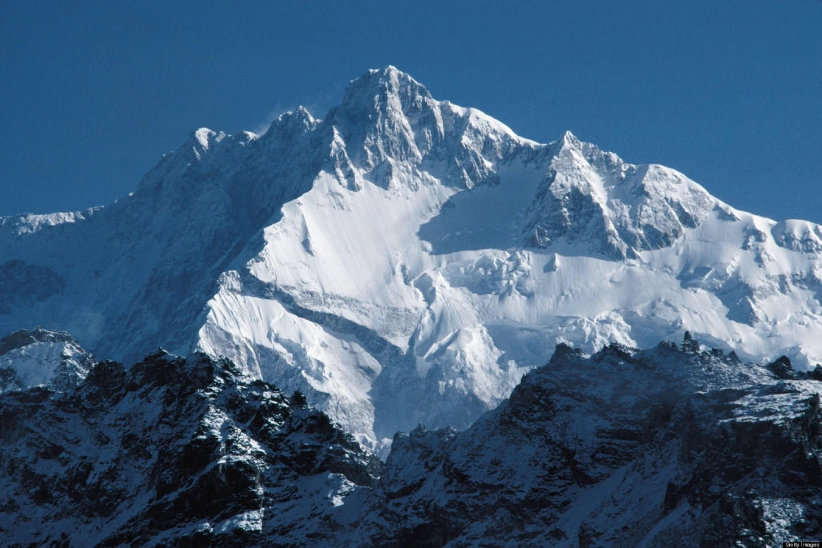 Kangchenjunga là núi cao nhất Ấn Độ và là một trong những đỉnh núi cao nhất thế giới