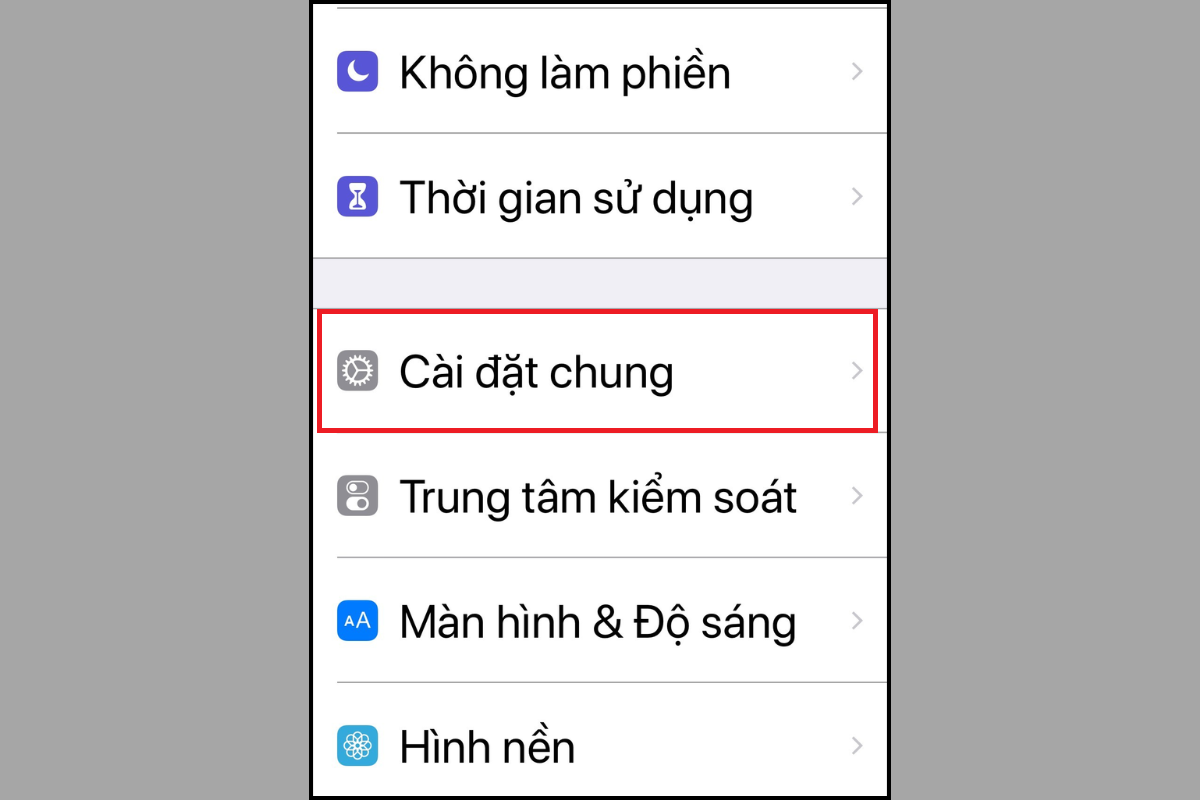 Chọn Cài đặt chung để thiết lập reset cài đặt gốc iPhone