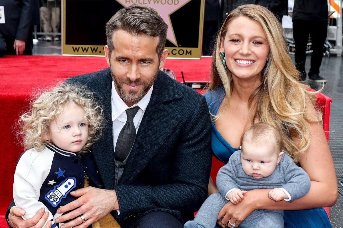 Ở tuổi U50, Ryan Reynolds có cuộc sống hạnh phúc bên vợ và các con.