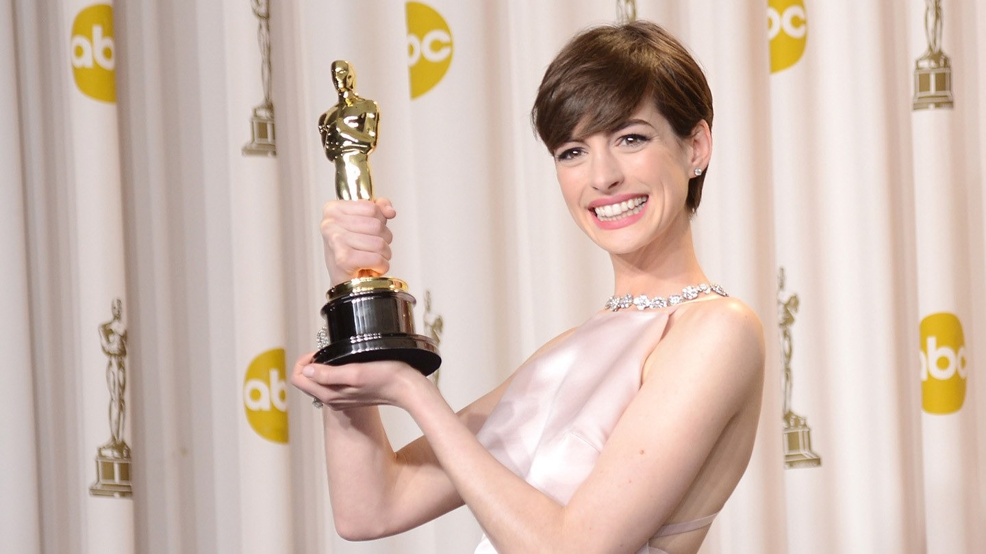 Các tập phim có sự tham gia của Anne Hathaway vô cùng đa dạng về thể loại, hình tượng nên được đánh giá cao