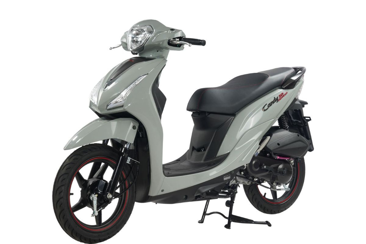 Xe ga 50cc của KYMCO được yêu thích bởi thiết kế sang trọng, thanh lịch