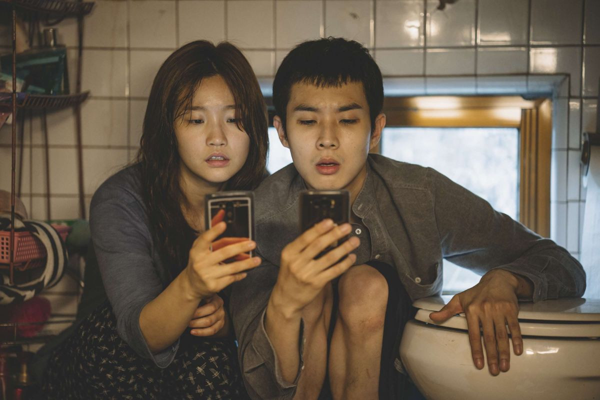 Parasite của đạo diễn Bong Joon Ho được nhiều nhà phê bình đánh giá là phim hay nhất 2019