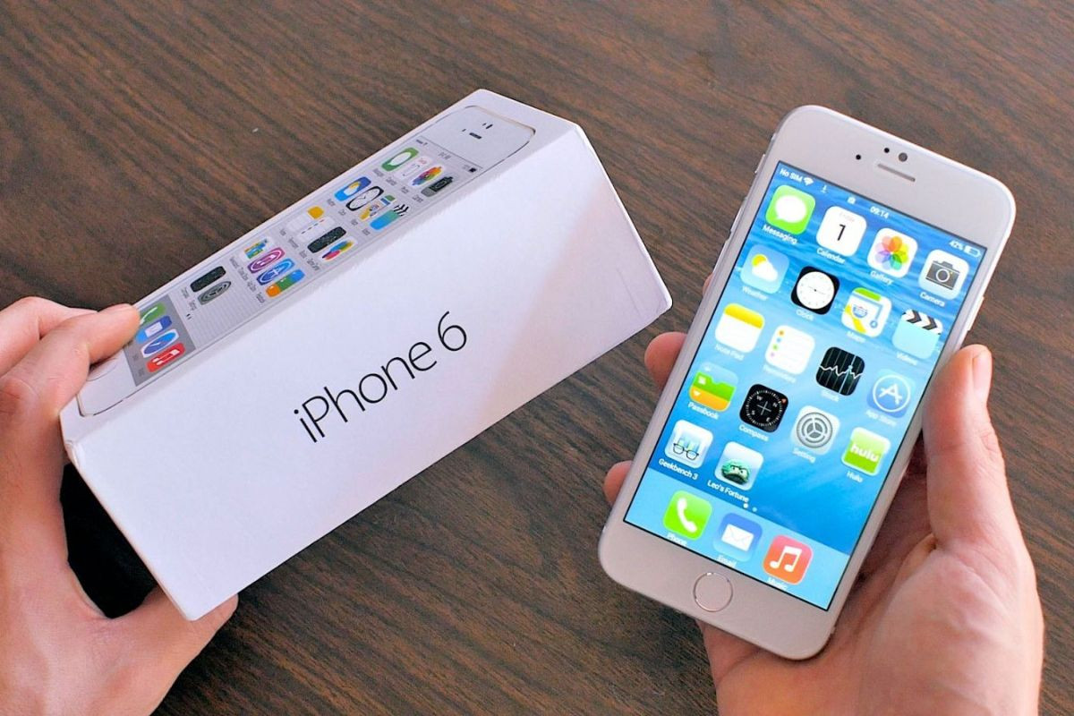 iPhone 6 là mẫu điện thoại thông minh được ra mắt vào năm 2014 