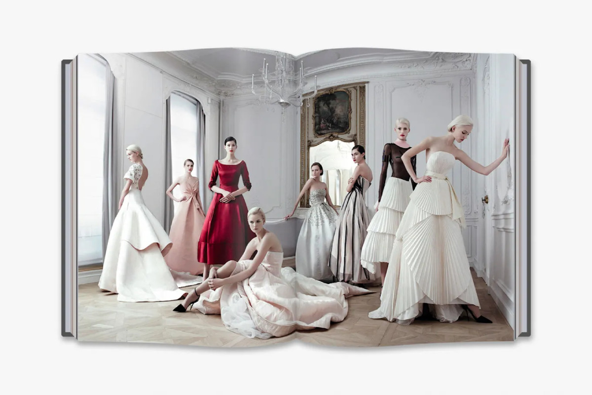 Dior là thương hiệu tiên phong trong thế giới thời trang cao cấp