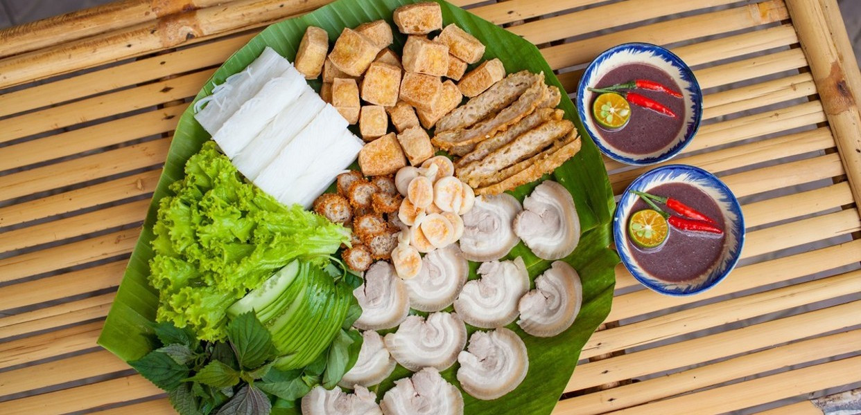 Bún đậu mắm tôm Hà Nội là món ăn bình dân