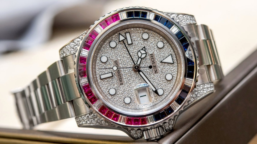 Đồng hồ Rolex nổi tiếng với thiết kế vượt thời gian