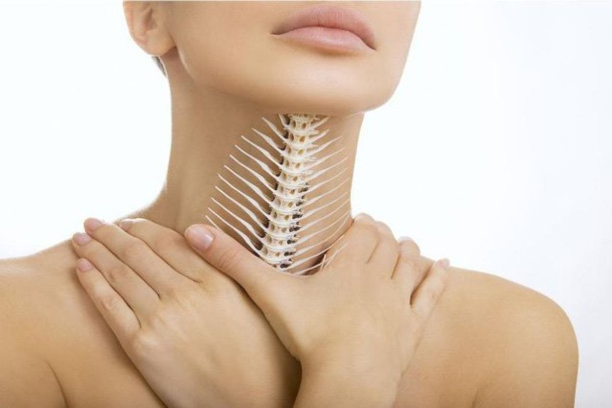 Không có bất cứ loại thuốc nào có tác dụng chữa hóc xương cá ở cổ