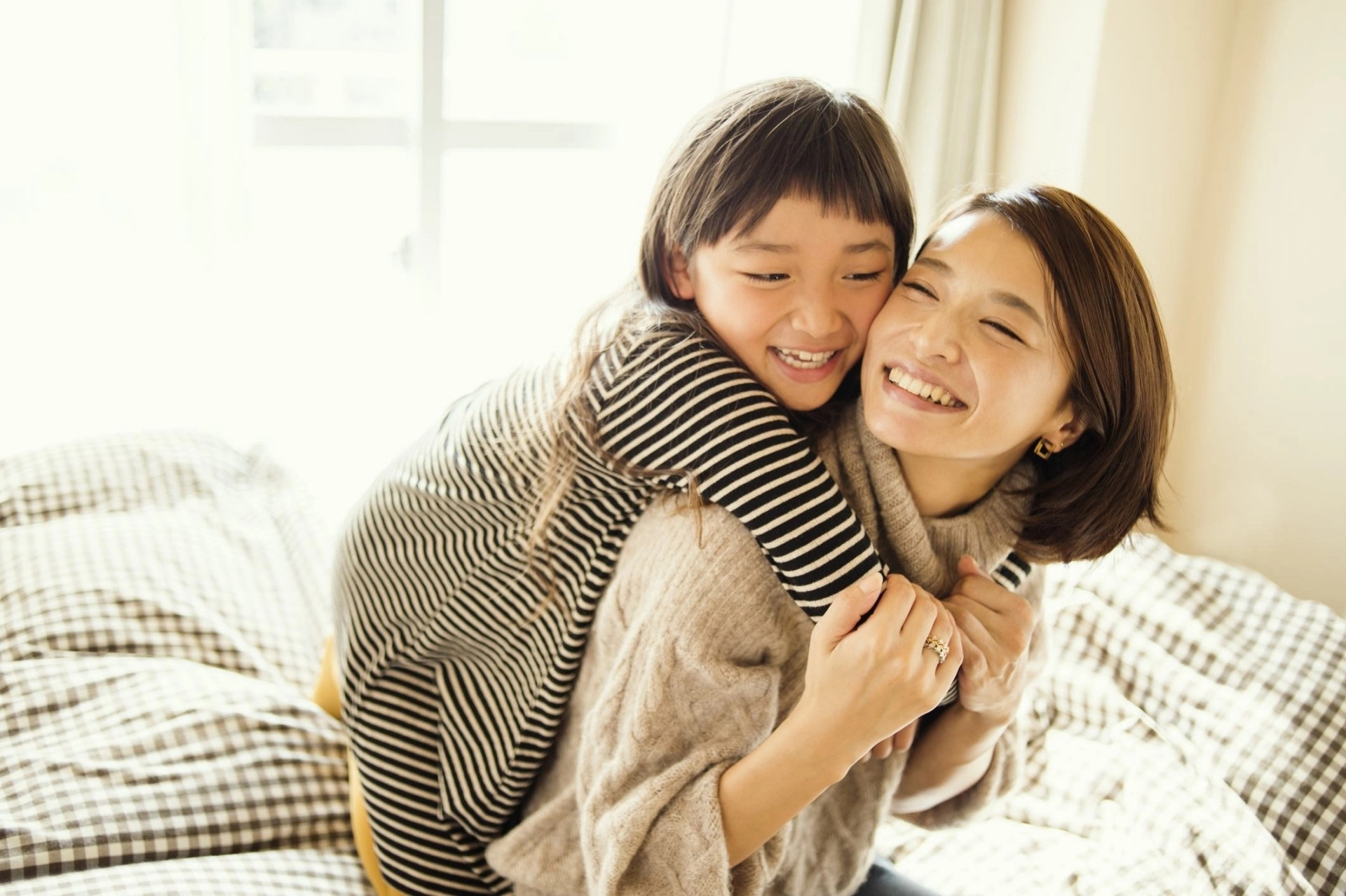 Hãy luôn cười thật tươi cho dù có nhiều vấp ngã, mẹ luôn ở đây và giúp con đứng dậy, happy birthday bé con!