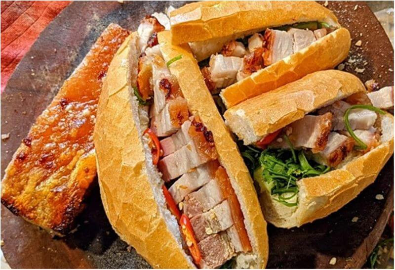 Bánh mì heo quay là một trong những loại bánh mì có lượng calo cao nhất