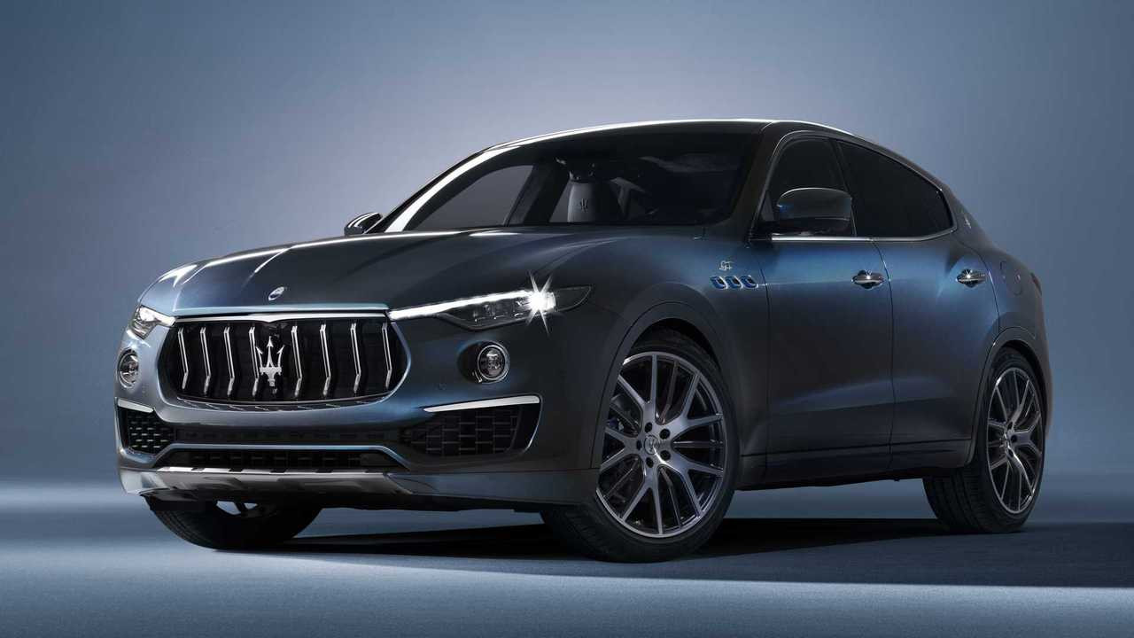Maserati Levante là một trong số ít các mẫu xe 5 chỗ gầm cao hiệu suất cao có thể tìm thấy tại thị trường Việt Nam