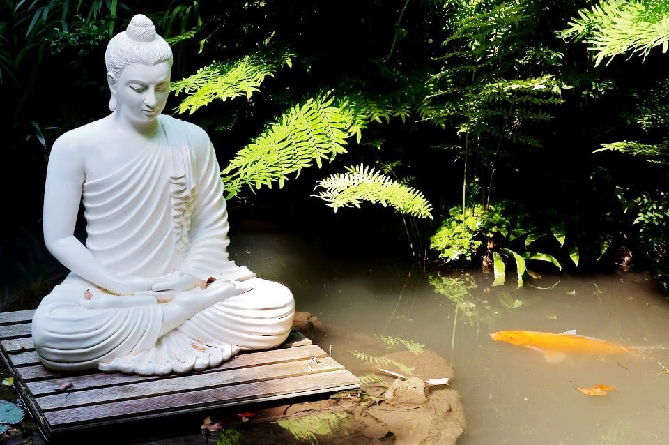 Những Stt Phật dạy giúp cuộc sống an nhiên, bình yên và hạnh phúc hơn