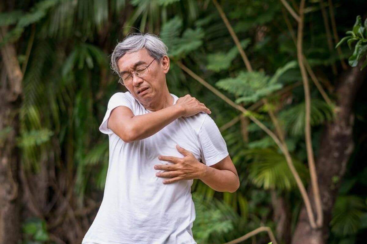 Bước sang tuổi trung niên, bạn sẽ đối diện với những thay đổi về thể chất như sức khỏe, hormone