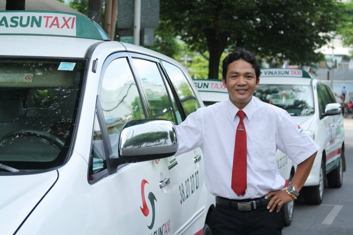 Hãng taxi VinaSun được đánh giá cao bởi thái độ phục vụ chuyên nghiệp